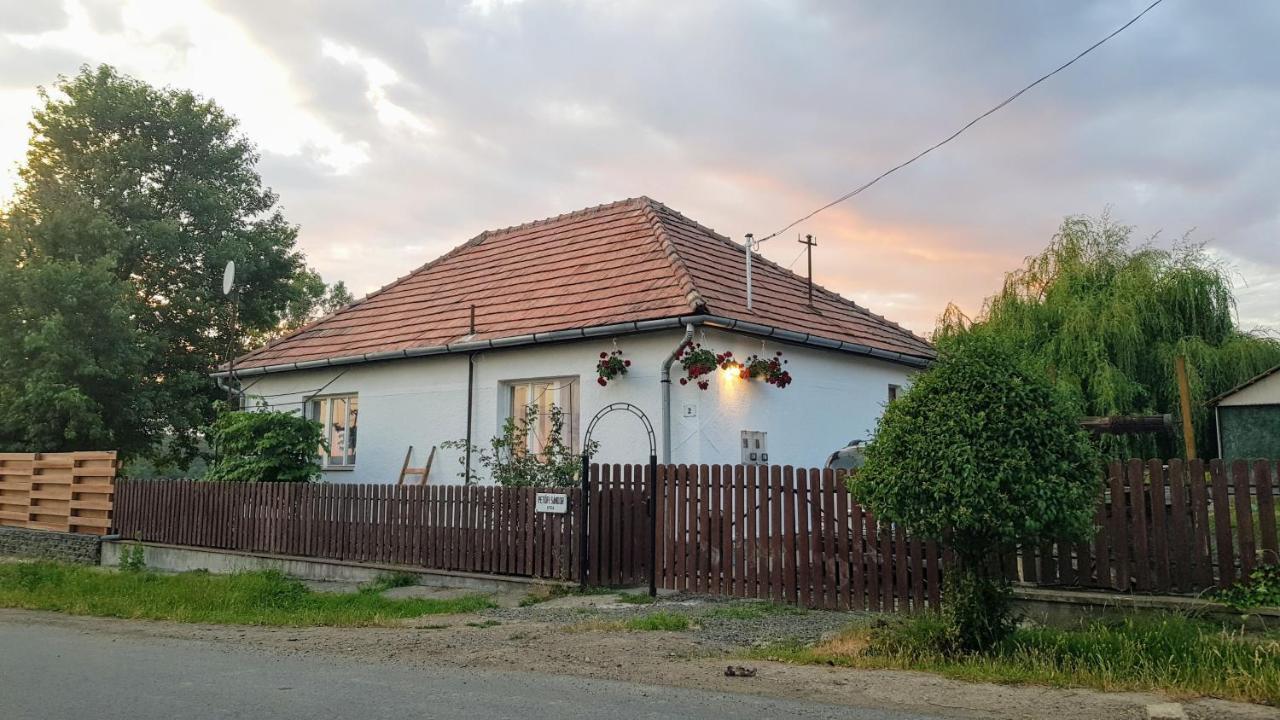 Tepke Guesthouse Garab Экстерьер фото